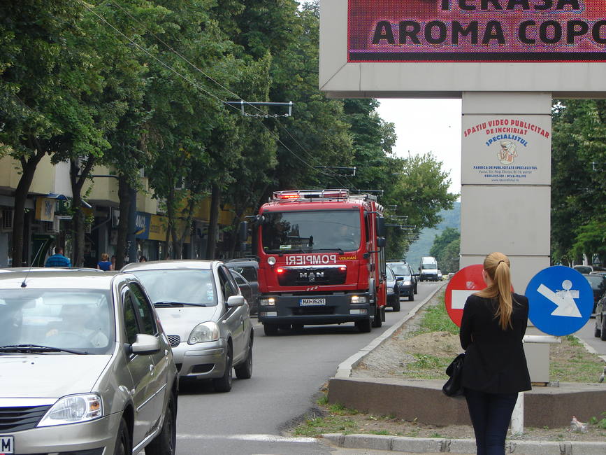 Incendiu la Hotel Racova | imaginea 1