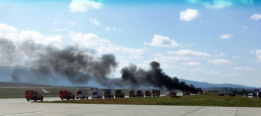 Exercitiu cu forte si mijloace la Aeroportul International Sibiu | imaginea 2