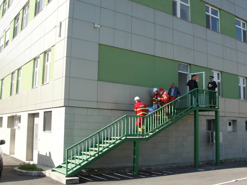 Simulare de incendiu la Blocul Materno Infantil al Spitalului Judetean de Urgenta din Drobeta Turnu Severin | imaginea 2