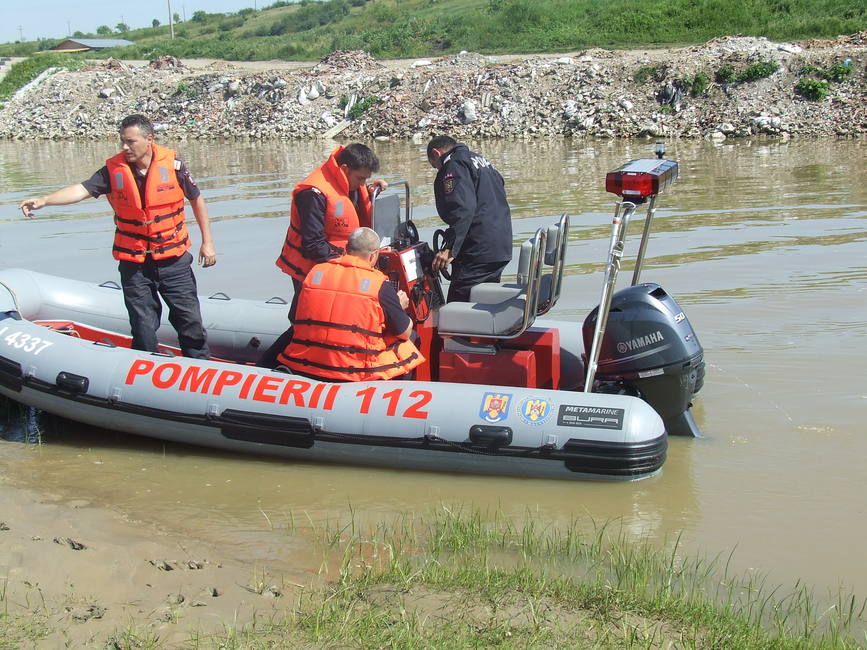 Antrenament cu barcile de salvare | imaginea 1