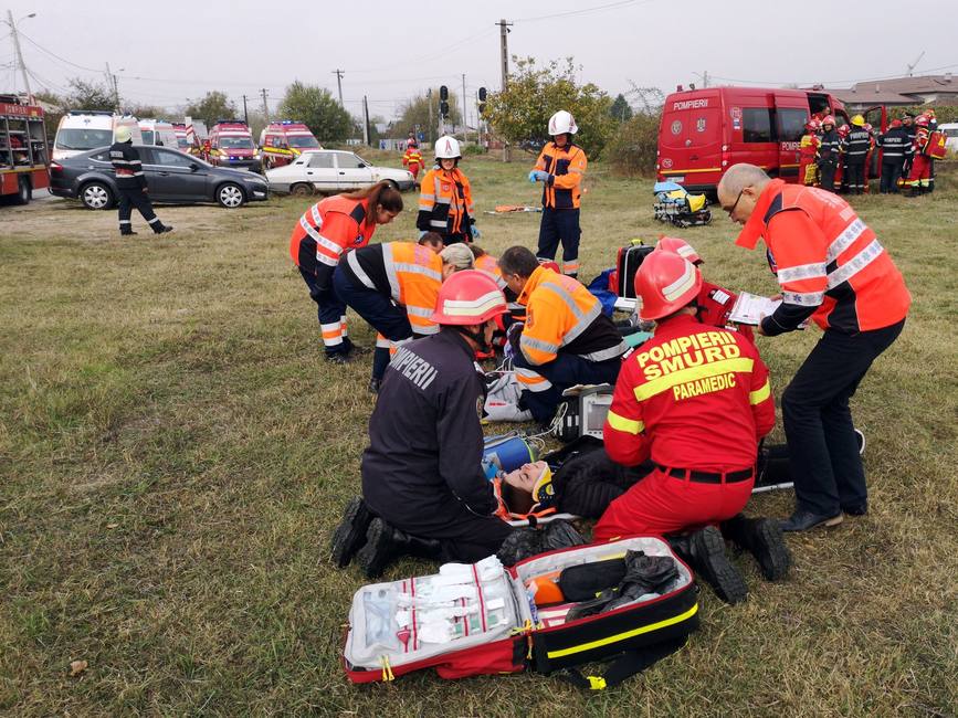 Exercitiu cu activarea Planului Rosu de Interventie in orasul Gaesti | imaginea 2