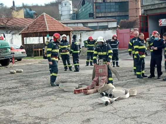 Echipament potentiala victima 85 de kilograme | imaginea 1
