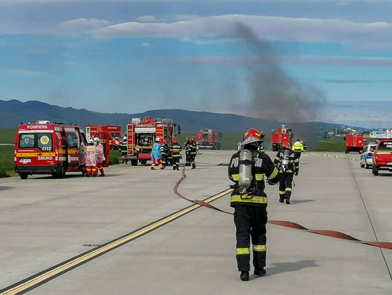 Incendiu la Aeroportul International Sibiu | imaginea 1