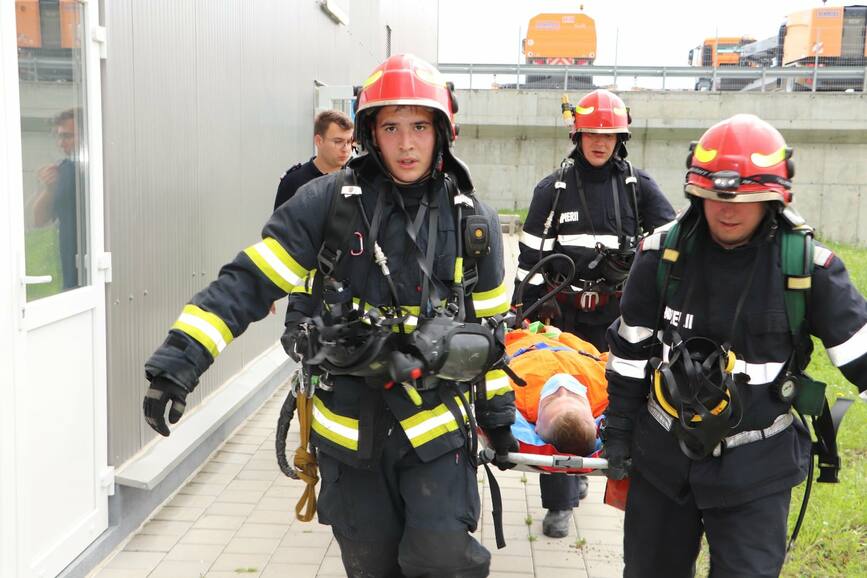 Accident aviatic cu victime multiple   exercitiu in teren al pompierilor ieseni | imaginea 1
