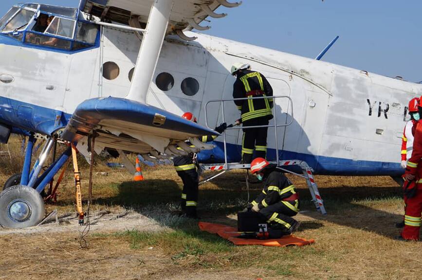 Accident aviatic  cu mai multe situatii tactice  la Aeroportul  Delta Dunarii  Tulcea | imaginea 1