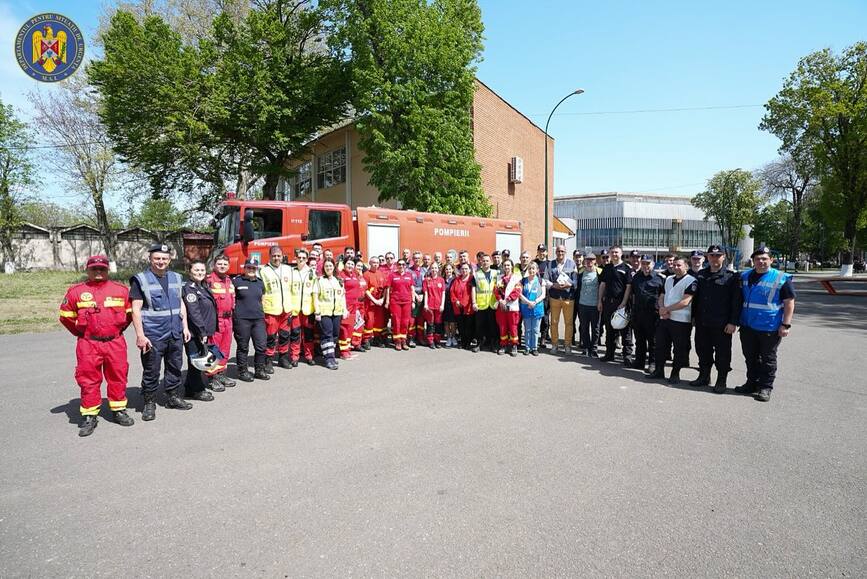 Atac terorist la Sala Polivalenta din Targu Mures | imaginea 1