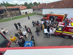 Exercitii tactice desfasurate de pompierii caraseni | imaginea 1