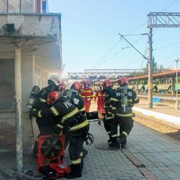 Incendiu in Gara CFR din Focsani | imaginea 1