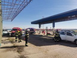 Accident grav  Cum au intervenit pompierii pentru victimele incarcerate | imaginea 1