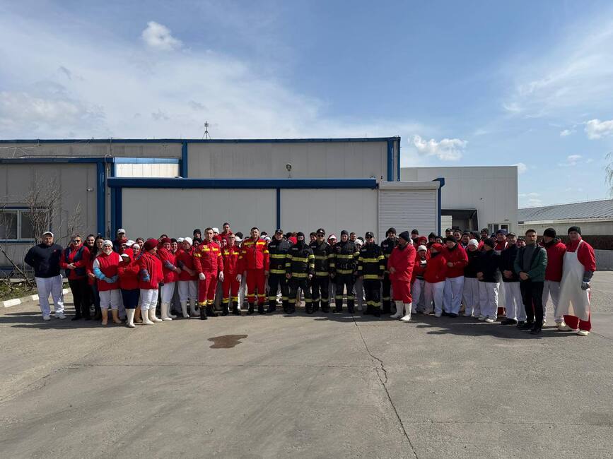 Exercitiu de amploare al pompierilor din Urlati | imaginea 1