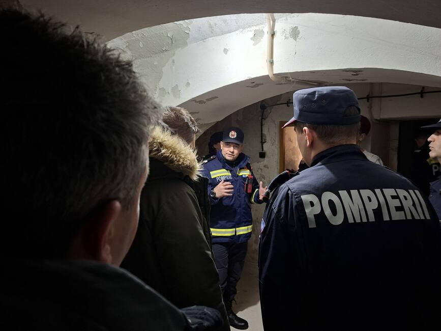 Pregatiti pentru orice scenariu  Simularea unui atac aerian | imaginea 1