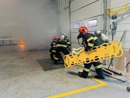Interventie CBRN si salvare a doi angajati blocati in flacari | imaginea 1