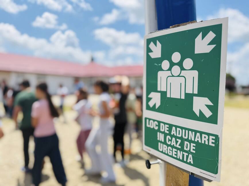 Lectia care salveaza vieti  Simulare de incendiu sau cutremur | imaginea 1