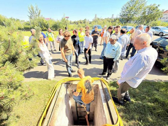 Alarma aeriana  in Botosani  Sute de angajati au fost evacuati | imaginea 1