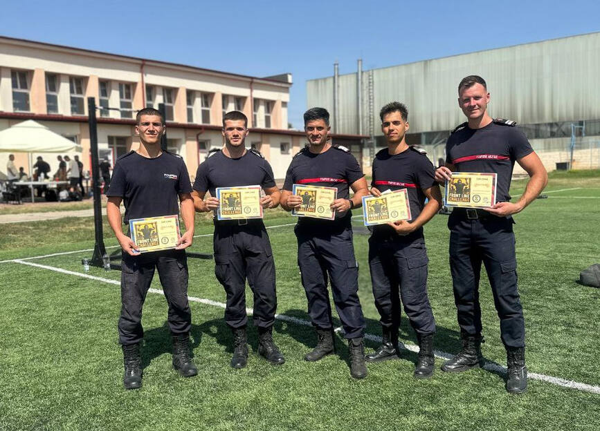 Pompierii timiseni  participanti la competitia Front Line Challenge | imaginea 1