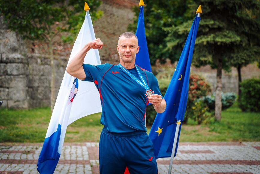 Felicitari  Plutonier adjutant sef Plopeanu Ionel | imaginea 1