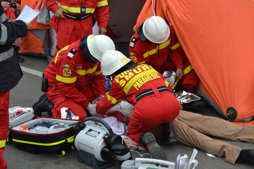 Paramedicii si au demonstrat iscusinta | imaginea 1