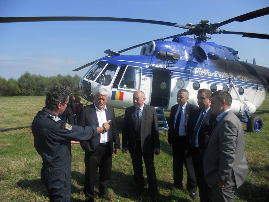 S au stabilit zonele de aterizare pentru elicopterele SMURD si MAI | imaginea 1