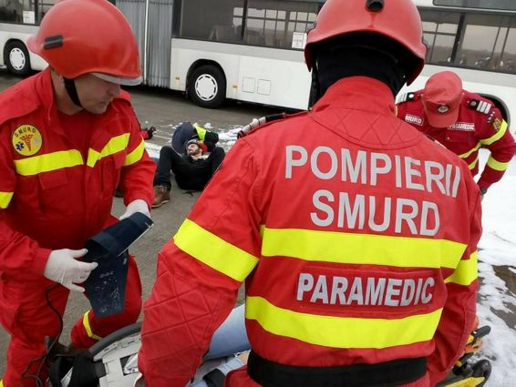 De ce masuri de protectie au beneficiat pompierii paramedici care au intervenit la miting domnule Arafat | imaginea 1