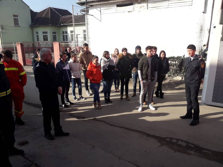Curs Introductiv General destinat voluntarilor la ISU  Porolissum  Salaj | imaginea 1