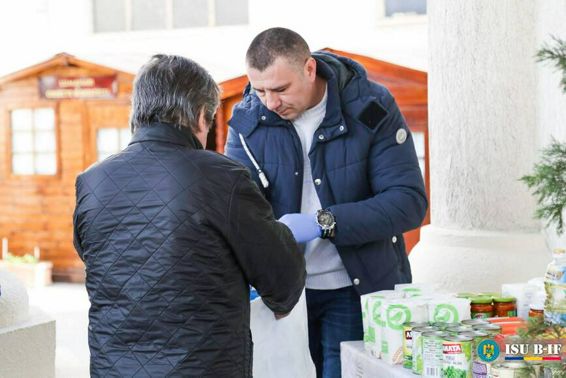 Actiune umanitara in sprijinul persoanelor varstnice | imaginea 1