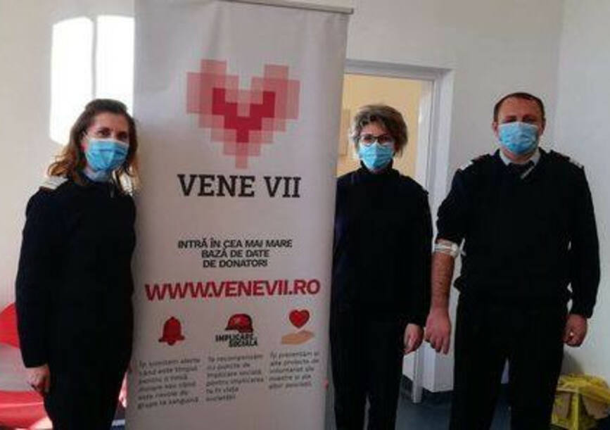 Pompierii vasluieni salveaza vieti si prin donare de sange | imaginea 1