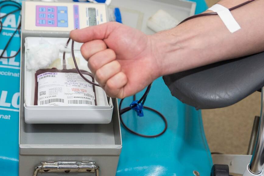 Pompierii vasluieni salveaza vieti si prin donare de sange | imaginea 2