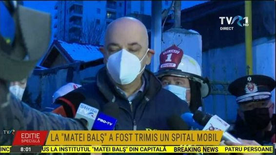 Generalul cu doua stele Dan Paul Iamandi conducatorul legal al interventiei de la Bals in tinuta de reprezentare la carnagiul de la spital | imaginea 1