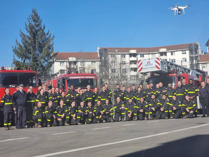 Pompieri militari francezi  in vizita la ISU  Bucovina  Suceava | imaginea 1