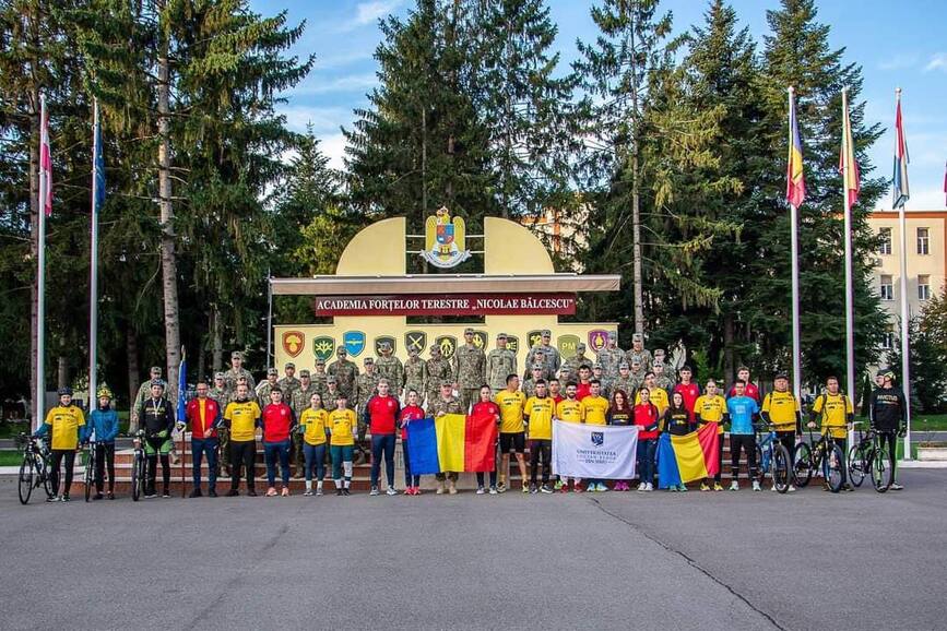 Pompierii sibieni s au alaturat Stafetei Veteranilor | imaginea 1