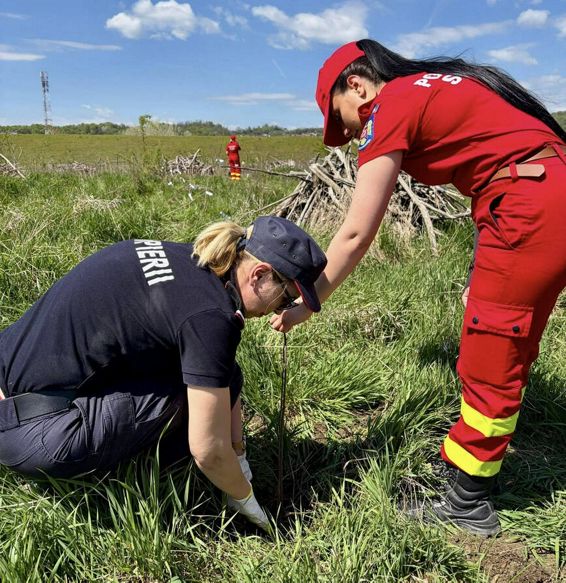 Dincolo de flacari  Salvatorii daruiesc viata | imaginea 1