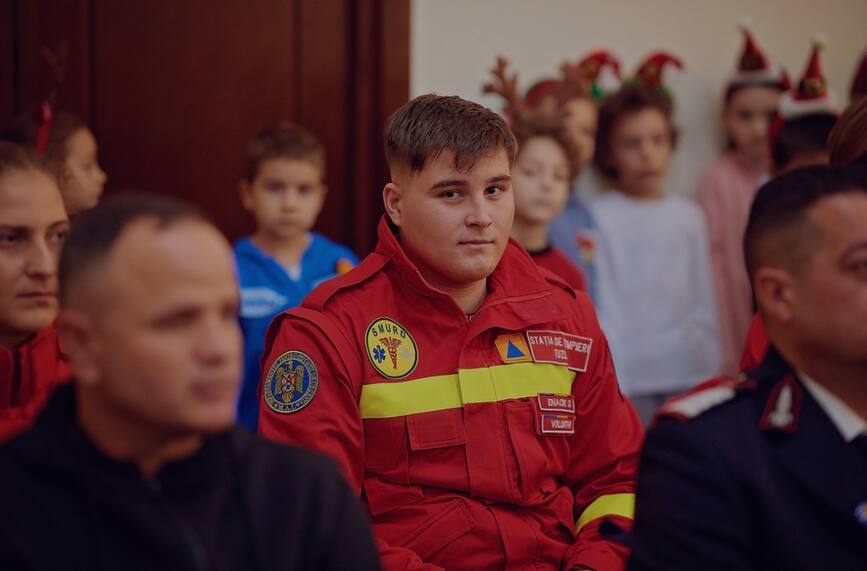Peste 8600 ore de voluntariat  Respect  Enache Gabriel Catalin | imaginea 1