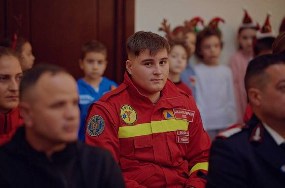 Peste 8600 ore de voluntariat  Respect  Enache Gabriel Catalin | imaginea 1