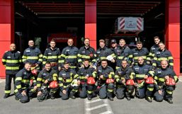 Dan Negru i a vizitat pe pompierii timiseni pentru a le aduce un omagiu | imaginea 1
