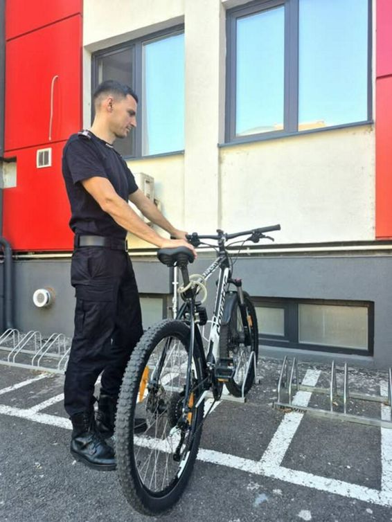 Bicicleta furata s a intors acasa | imaginea 1