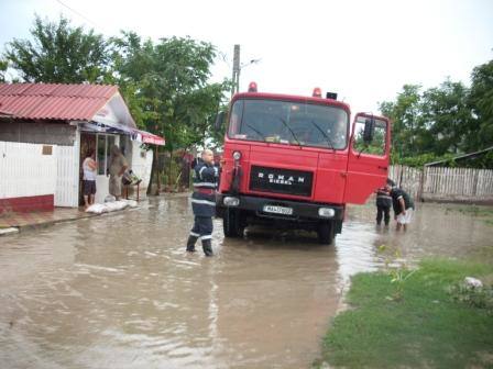 Interventii la inundatii | imaginea 1