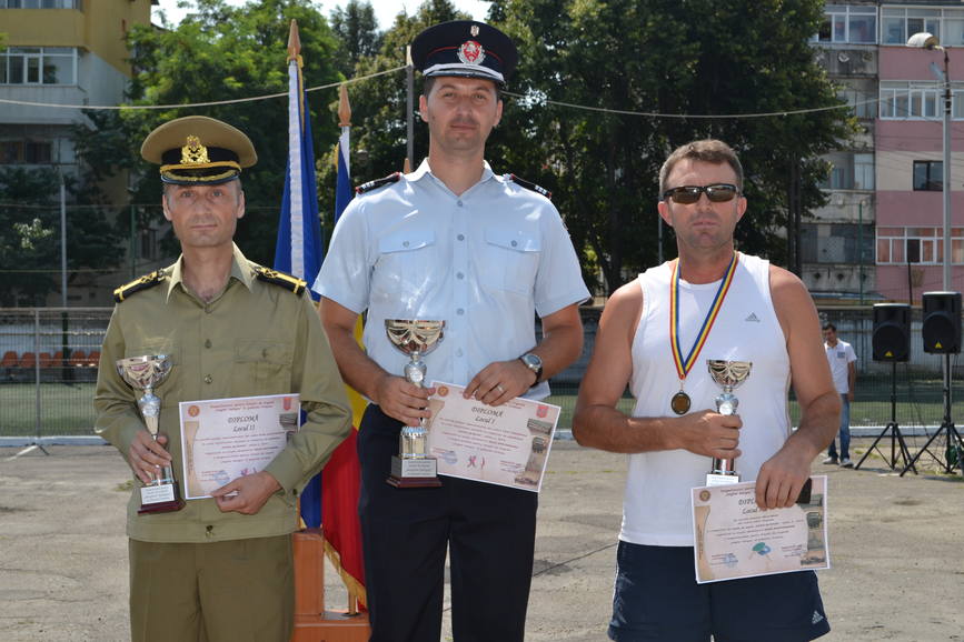 Festivitate de premiere la sediul ISU Vrancea | imaginea 1