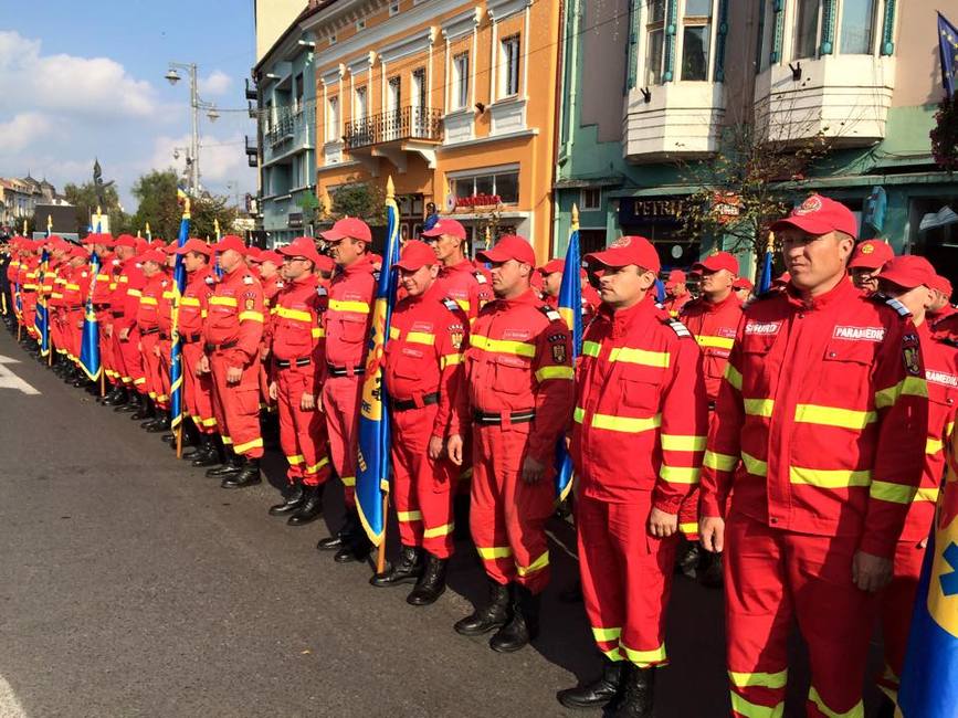 SMURD  Cinci initiale care definesc un sfert de veac din istoria medicinii romanesti  25 de ani in care SMURD a devenit sinonim cu salvarea de vieti | imaginea 2