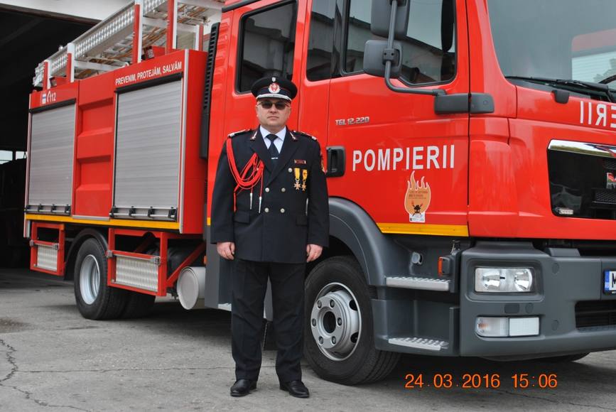 Colonelul Florin   Dumitru Bascau se pensioneaza si preda stafeta  dupa doua decenii in slujba tarii si a oamenilor | imaginea 2