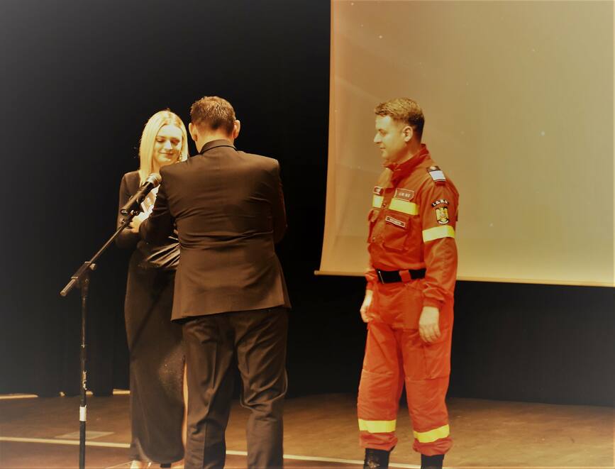 Diploma de Merit pentru ISU Olt  la Gala Superlativelor | imaginea 1
