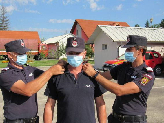 Pensionari si avansari in grad la ISU Bistrita Nasaud | imaginea 1