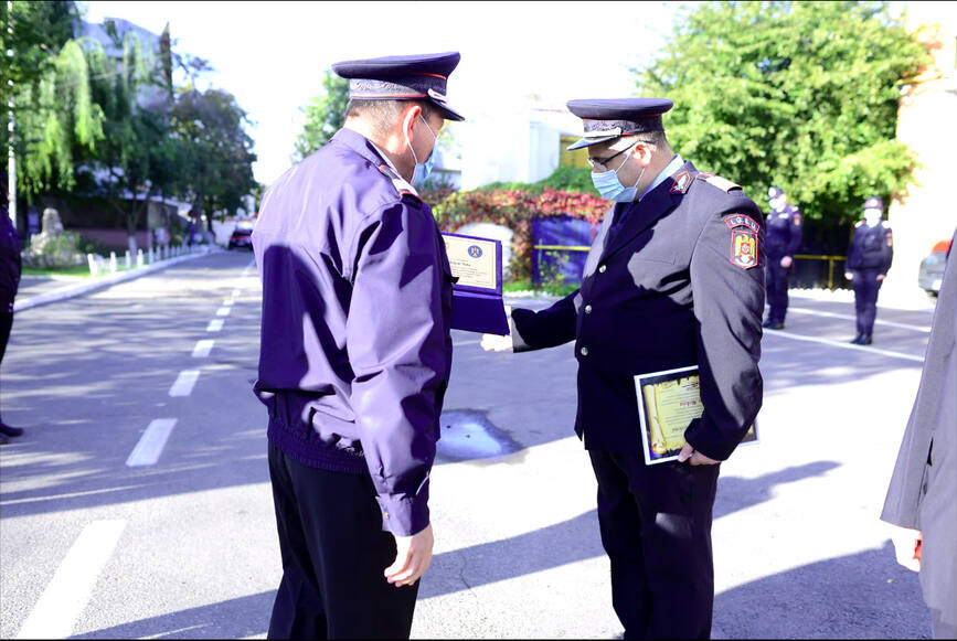 Pensie lunga si sanatate  Respect  Plt  adj  sef Melciu Nelu si Plt  adj  Popa Ion | imaginea 1