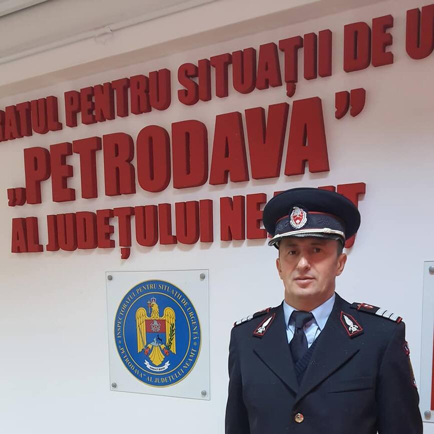 Sfarsit de cariera pentru 2 pompieri din cadrul Detasamentului Piatra Neamt | imaginea 1