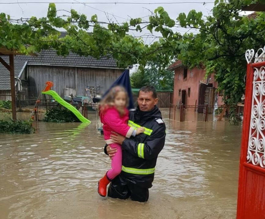 Pensie lunga si sanatate  Respect  Lt  colonel Jakab Gaspar Tibor si Plt  adj  Bende Lajos | imaginea 1