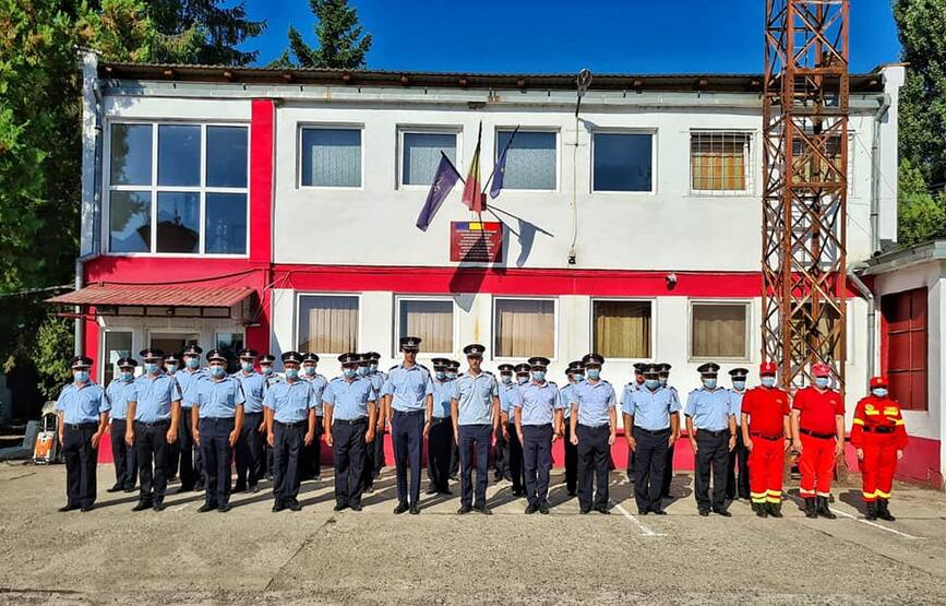 Sublocotenent Bujor Cosmin este noul comandant al Subunitatii de Pompieri Faget | imaginea 1