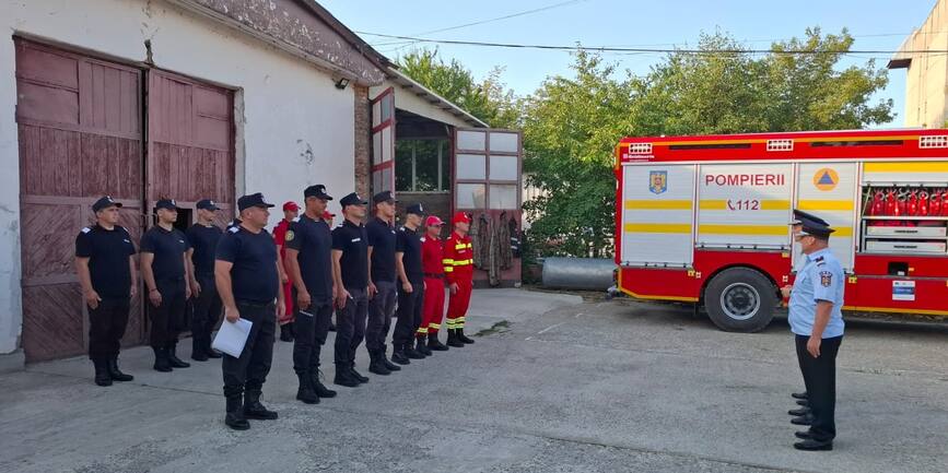 Predarea primirea comenzii Statiei de Pompieri Negresti | imaginea 1