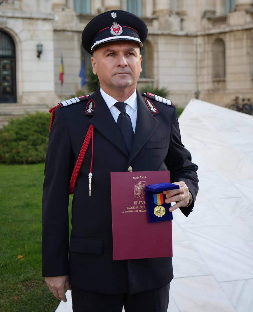Emblema de Onoare   Felicitari  Plutonier adjutant sef Rugina Silviu | imaginea 1
