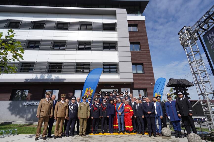 Noul sediu al ISU Botosani   inaugurat de Ziua Pompierilor | imaginea 1
