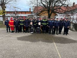 Pensie lunga si sanatate  Pensionari la ISU Arad | imaginea 1