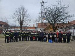 Pensie lunga si sanatate  Pensionari la ISU Arad | imaginea 1